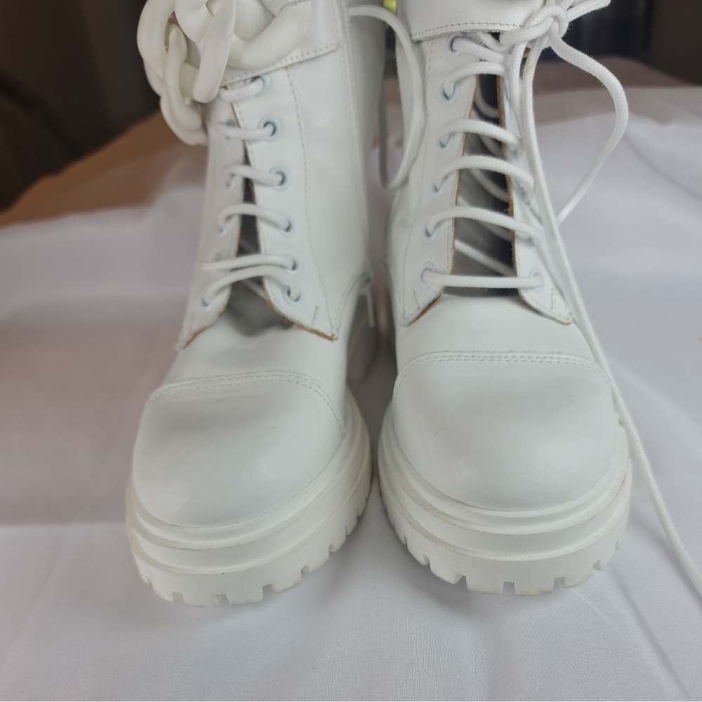 Beautisoles White Leather Combat Boots W Chain Detail. Zip w Tie Closure (35) - Picture 10 of 11
